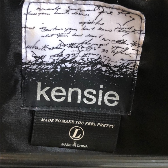 Kensie Faux Fur Vest - Picture 2 of 3